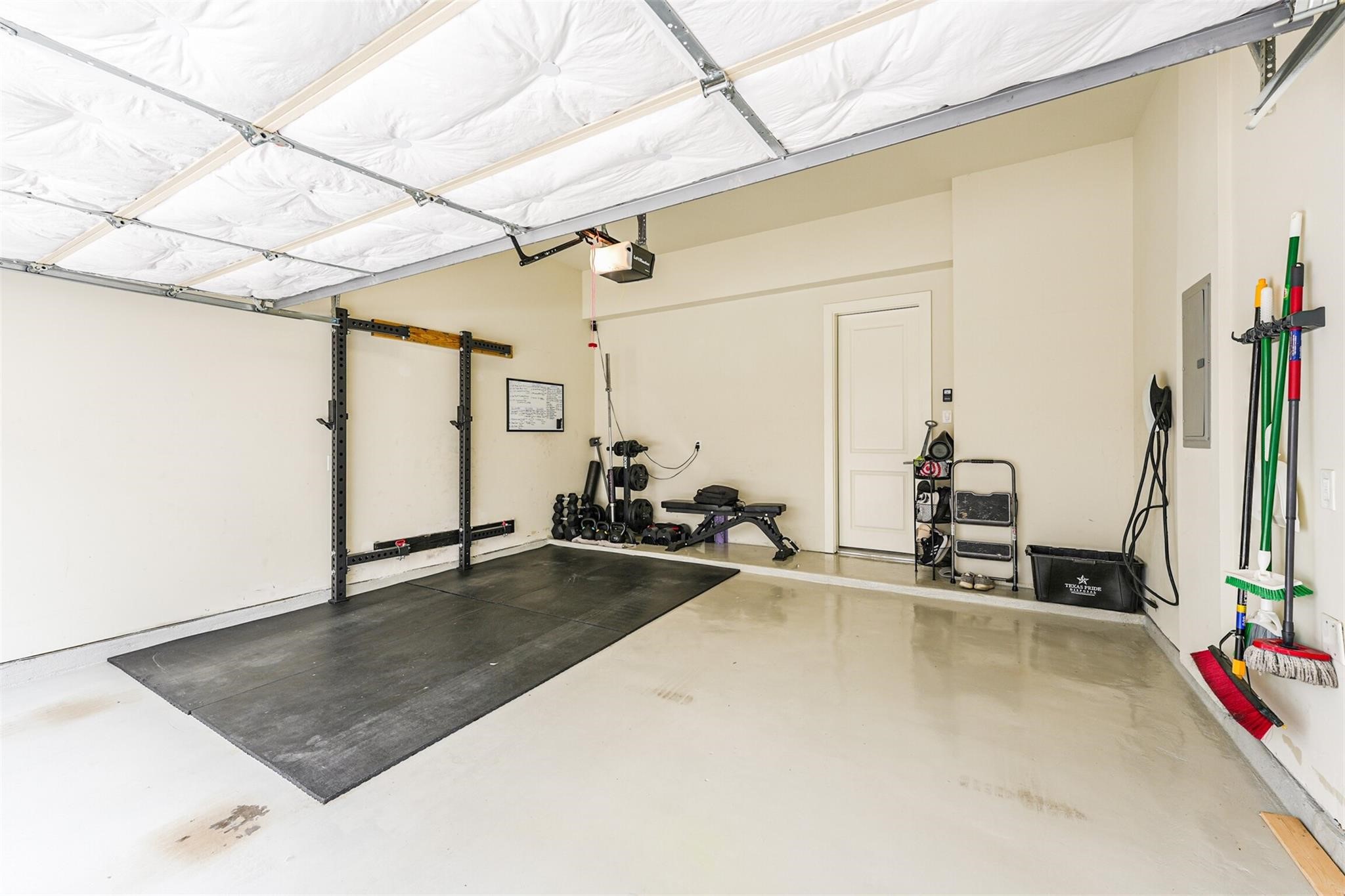 5209 Allen Street, Unit F Houston, TX 77007 - Photo 6 of 40
