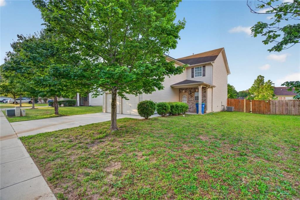 6120 Hemperly Road Atlanta, GA 30349 - Photo 3 of 37
