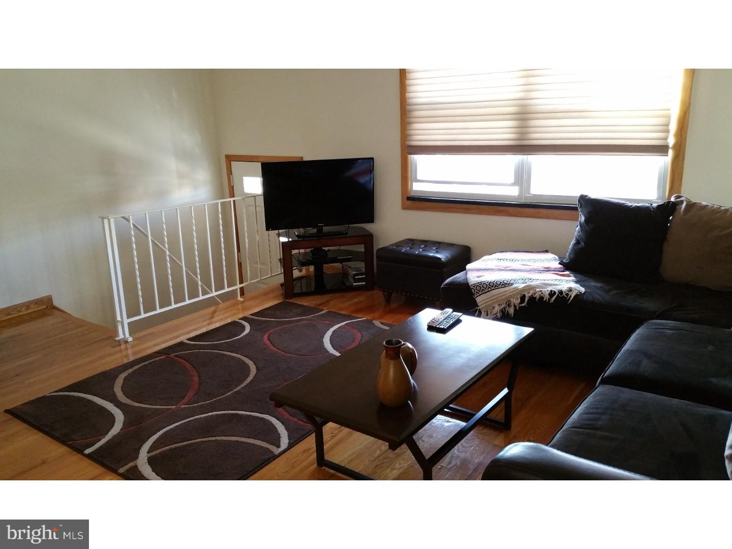 3585 Dows Road Philadelphia, PA 19154 - Photo 3 of 18 Gallery Image 3