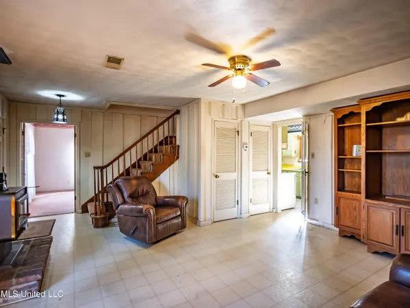 $270,000 | 104 Shagbark Drive, Batesville, MS 38606