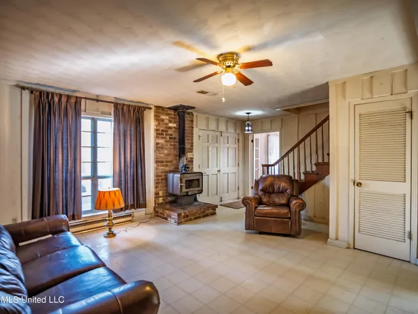 $270,000 | 104 Shagbark Drive, Batesville, MS 38606