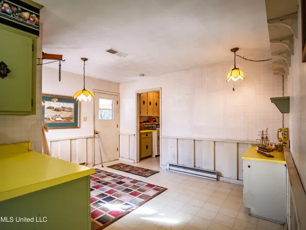 $270,000 | 104 Shagbark Drive, Batesville, MS 38606