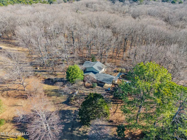 $270,000 | 104 Shagbark Drive, Batesville, MS 38606