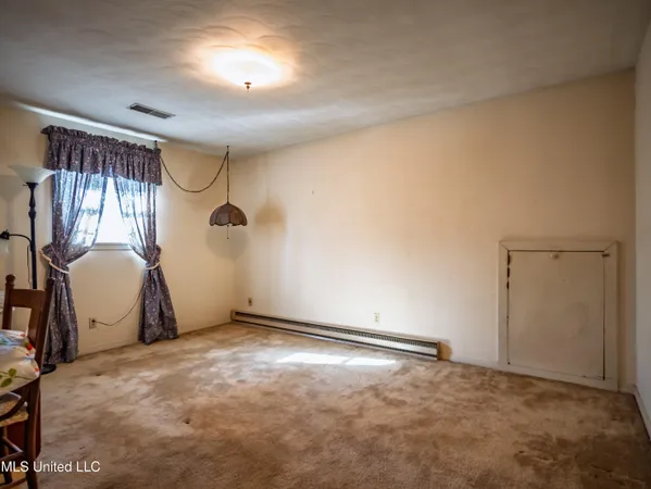 $270,000 | 104 Shagbark Drive, Batesville, MS 38606