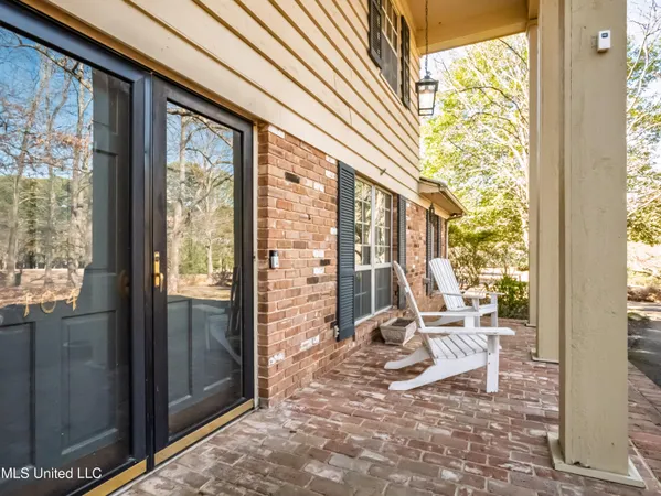 $270,000 | 104 Shagbark Drive, Batesville, MS 38606