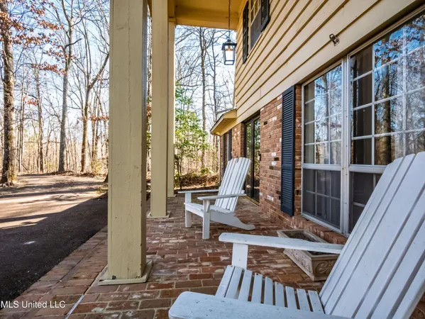 $270,000 | 104 Shagbark Drive, Batesville, MS 38606