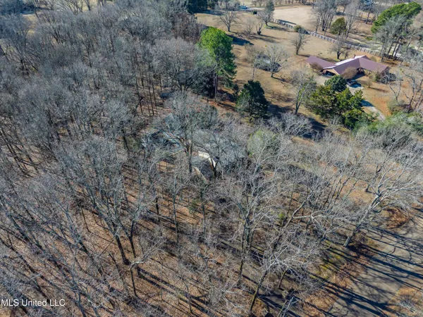 $270,000 | 104 Shagbark Drive, Batesville, MS 38606