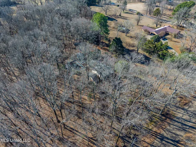 $270,000 | 104 Shagbark Drive, Batesville, MS 38606