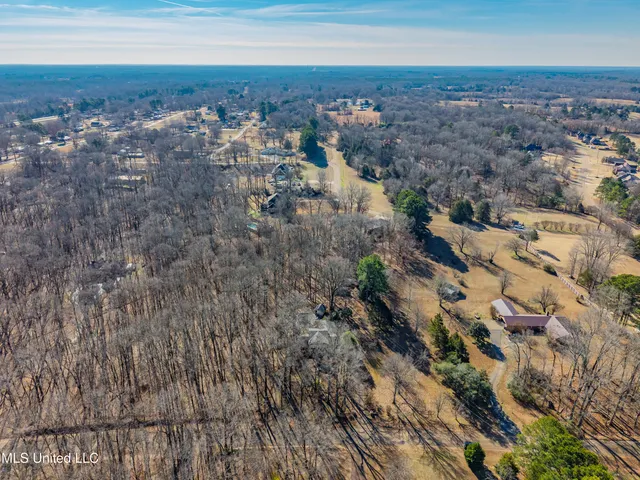 $270,000 | 104 Shagbark Drive, Batesville, MS 38606