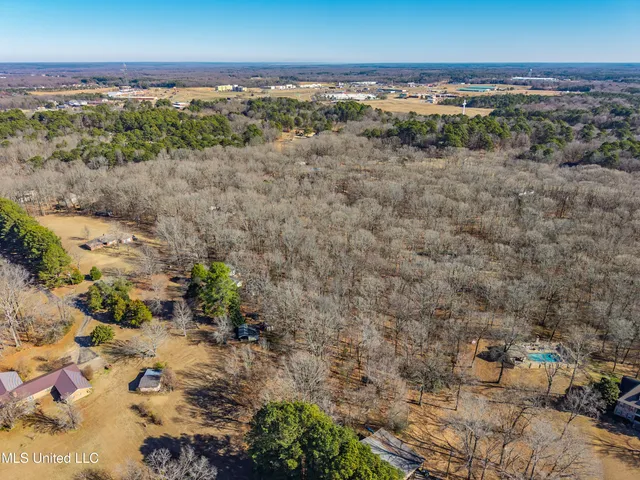 $270,000 | 104 Shagbark Drive, Batesville, MS 38606