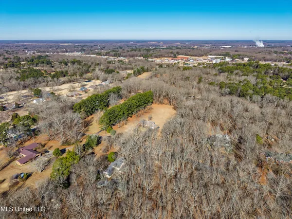 $270,000 | 104 Shagbark Drive, Batesville, MS 38606