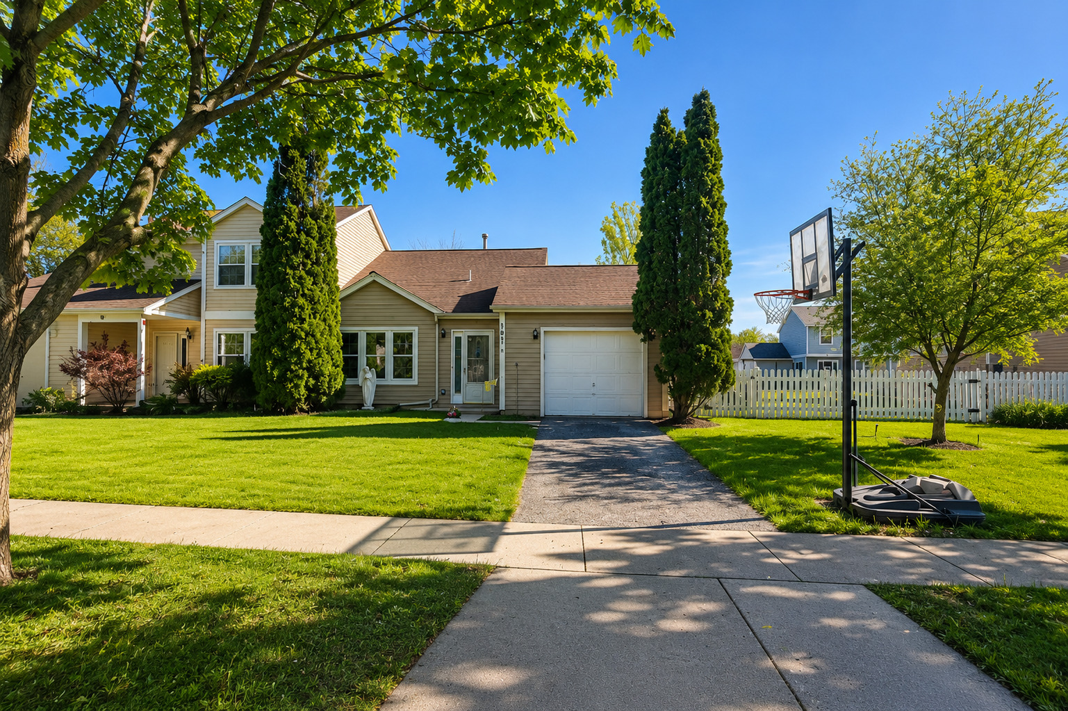 387 Chaparral Circle, Unit 387 Elgin, IL 60120 - Photo 2 of 17