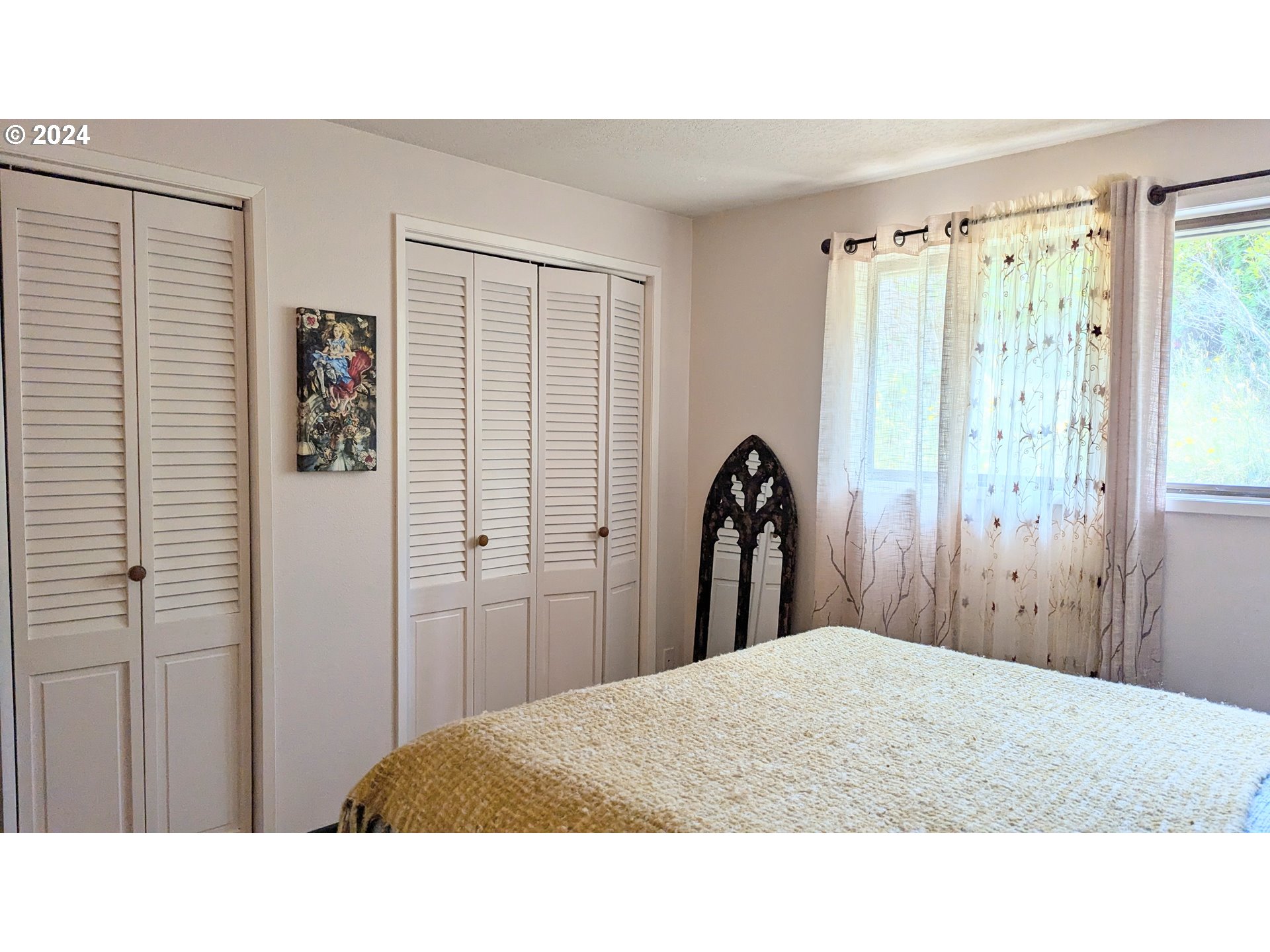 1845 Lincoln Road Coos Bay, OR 97420 - Photo 18 of 26 Bedroom