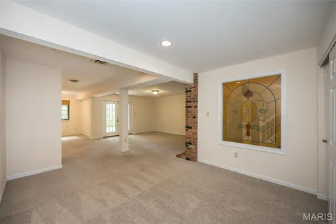 $329,900 | 1621 Walpole Drive, Unit B, Chesterfield, MO 63017