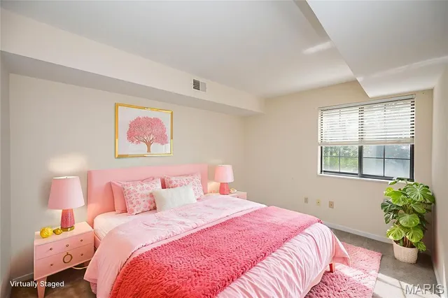 $329,900 | 1621 Walpole Drive, Unit B, Chesterfield, MO 63017