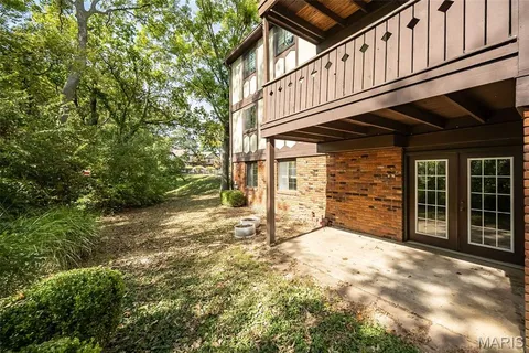 $329,900 | 1621 Walpole Drive, Unit B, Chesterfield, MO 63017