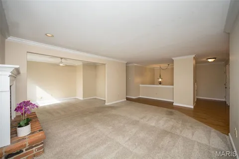 $329,900 | 1621 Walpole Drive, Unit B, Chesterfield, MO 63017