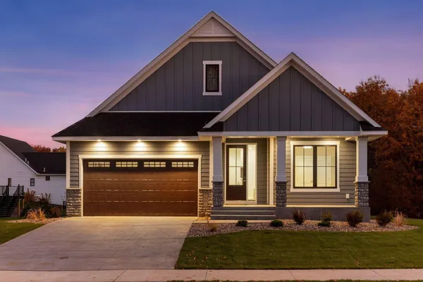 $744,900 | 1907 Brookeview Court, Carver, MN 55315