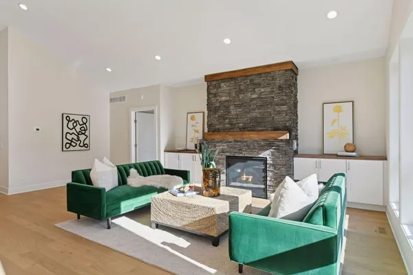 $744,900 | 1907 Brookeview Court, Carver, MN 55315