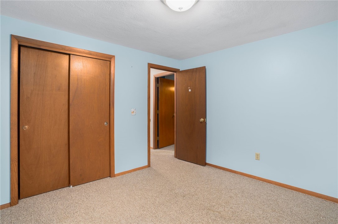 10 Tree Top Drive Westerly, RI 02891 - Photo 20 of 37