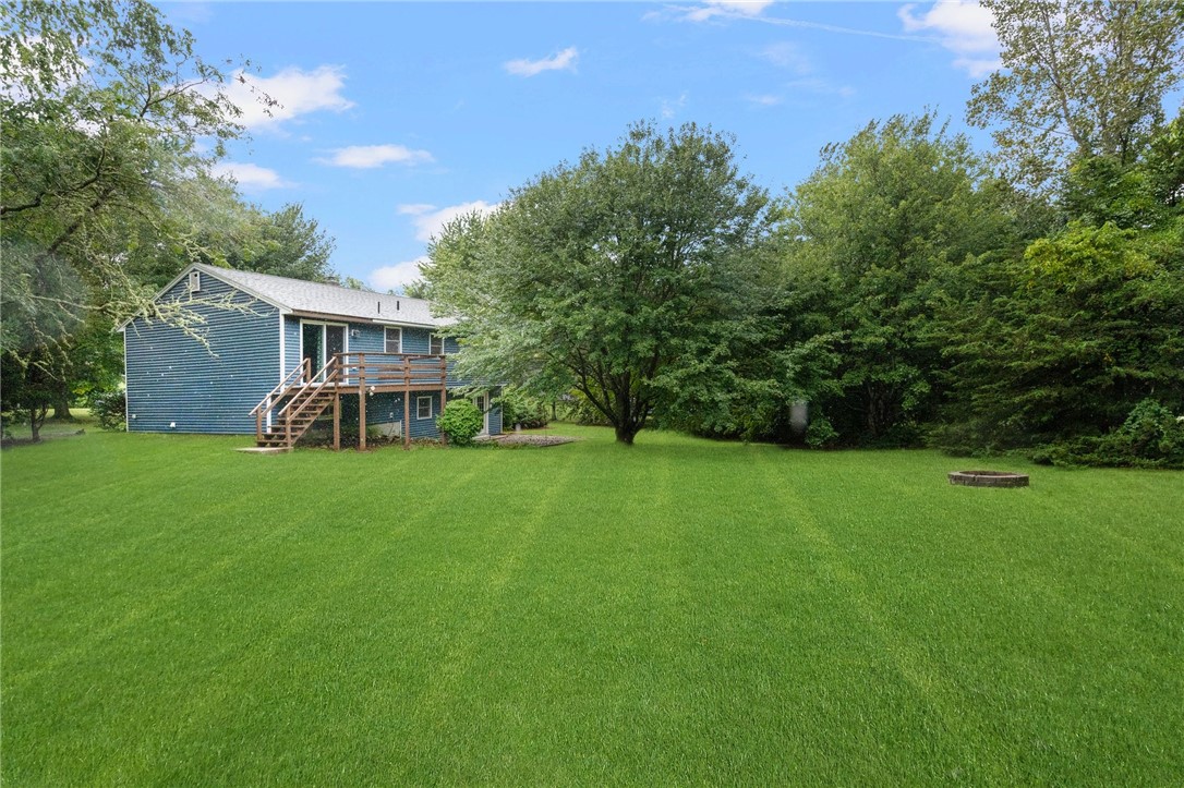 10 Tree Top Drive Westerly, RI 02891 - Photo 34 of 37