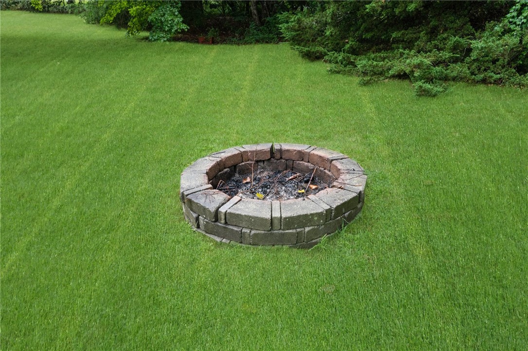 10 Tree Top Drive Westerly, RI 02891 - Photo 35 of 37