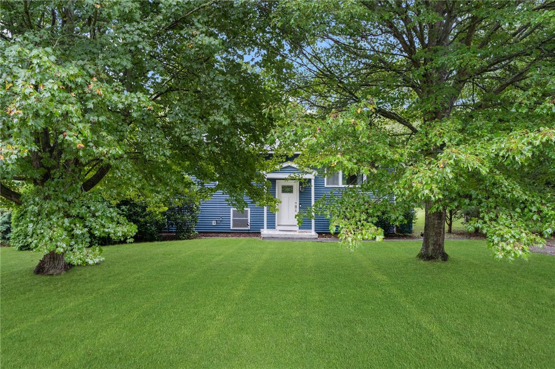 10 Tree Top Drive Westerly, RI 02891 - Photo 6 of 37