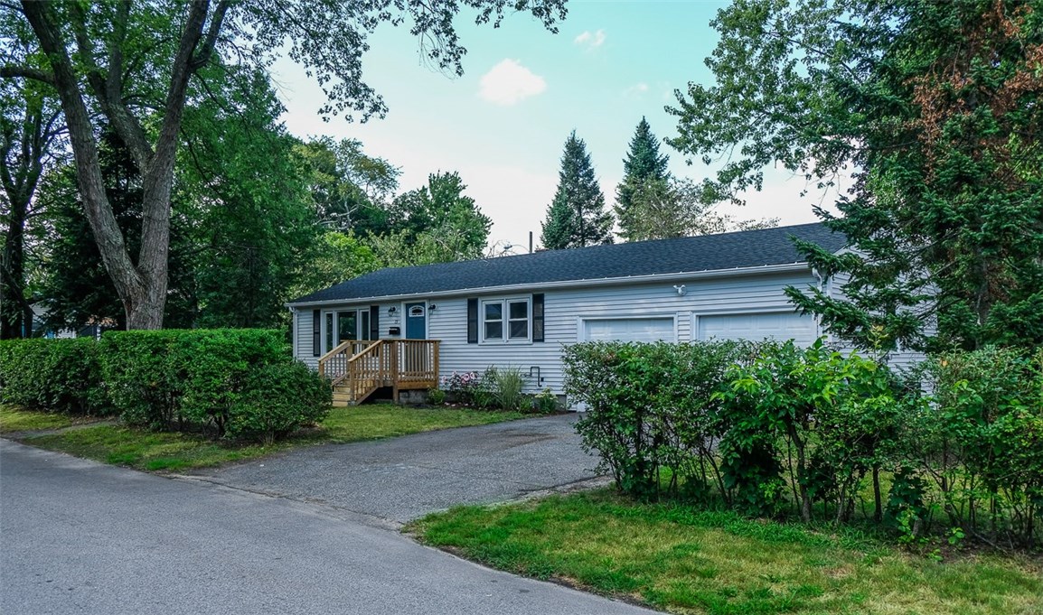 73 Vanderbilt Road Warwick, RI 02886 - Photo 1 of 16 Gallery Image 1