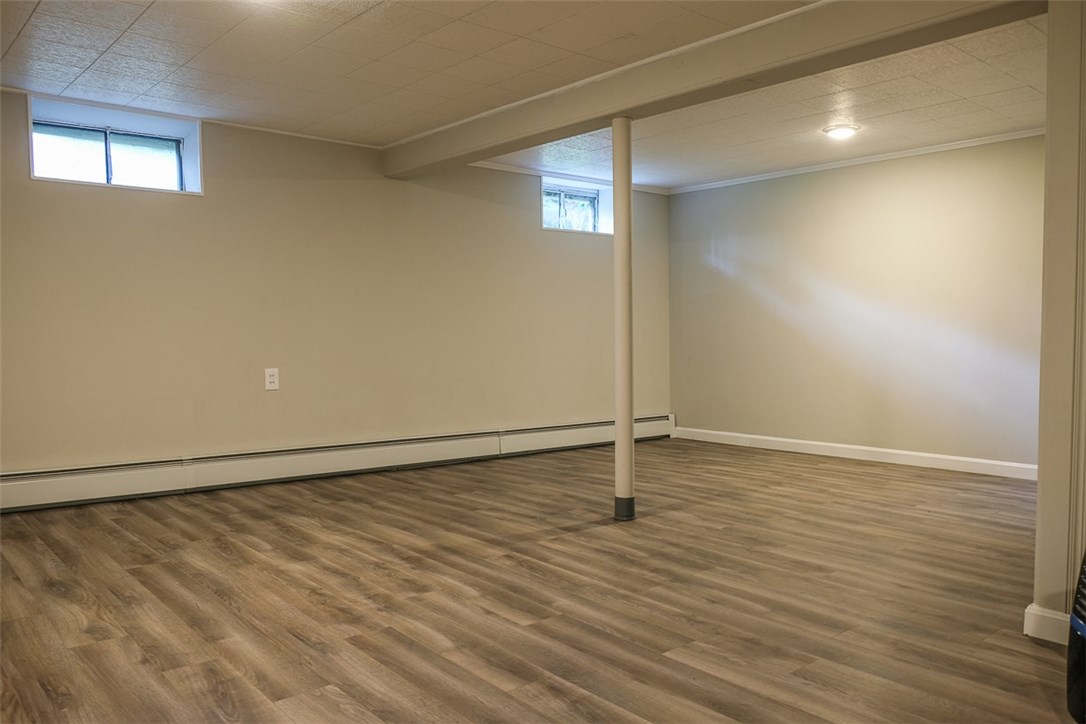 73 Vanderbilt Road Warwick, RI 02886 - Photo 13 of 16 Gallery Image 13