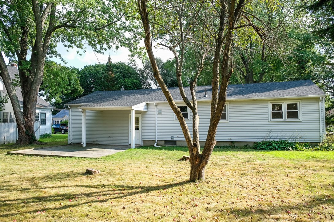 73 Vanderbilt Road Warwick, RI 02886 - Photo 14 of 16 Gallery Image 14