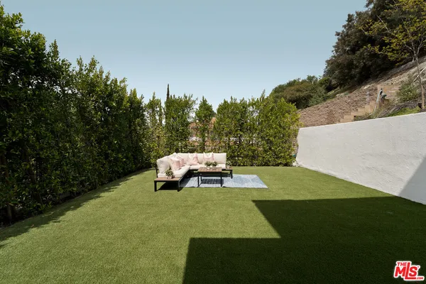 $2,450,000 | 350 Mt Carmel Drive, Glendale, CA 91206