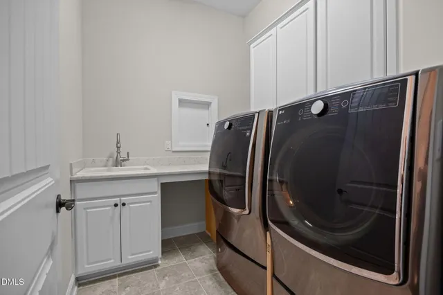 view of a city with mountain view