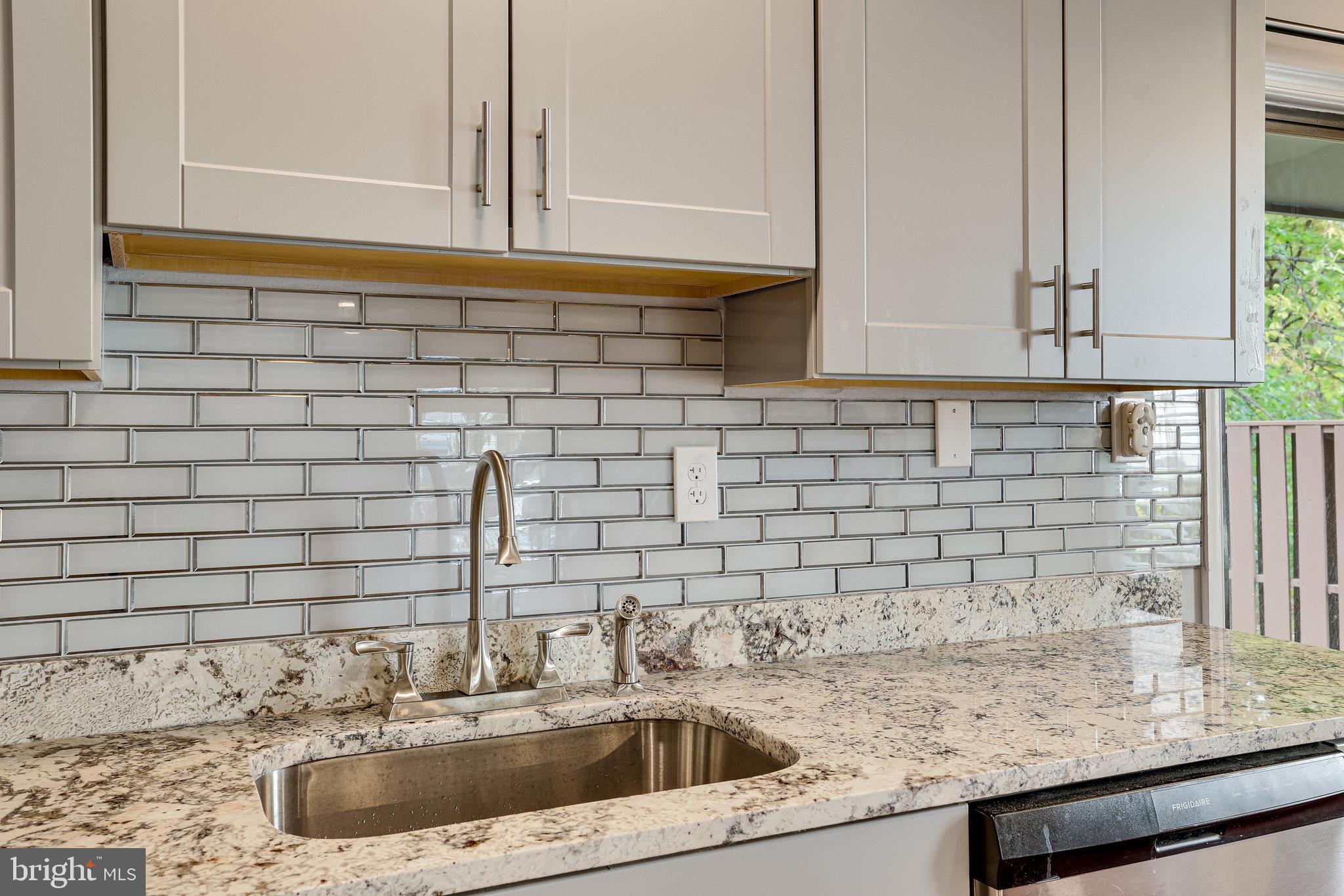 12169 Sanibel Court Reston, VA 20191 - Photo 17 of 35 Gallery Image 17