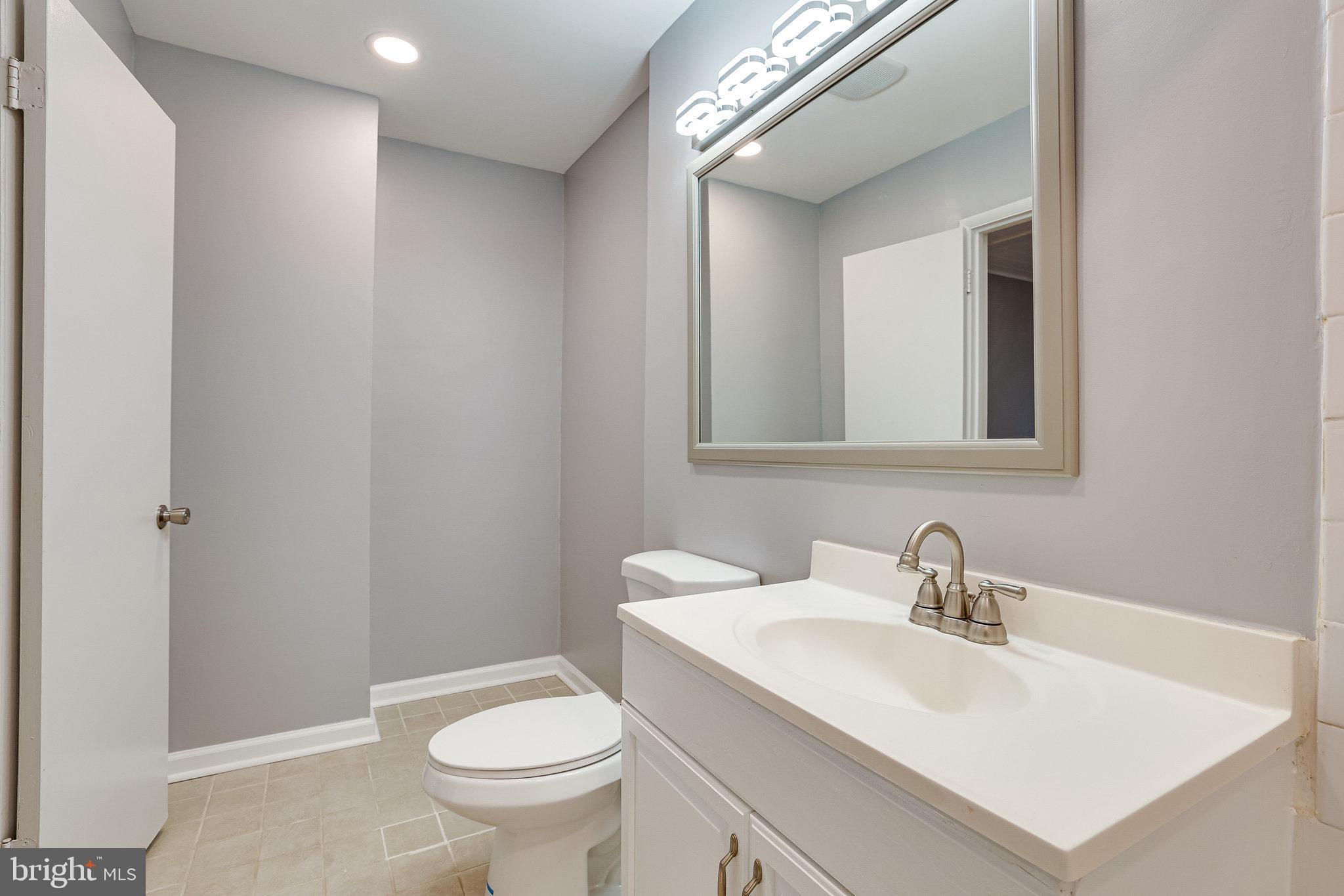 12169 Sanibel Court Reston, VA 20191 - Photo 28 of 35 Gallery Image 28