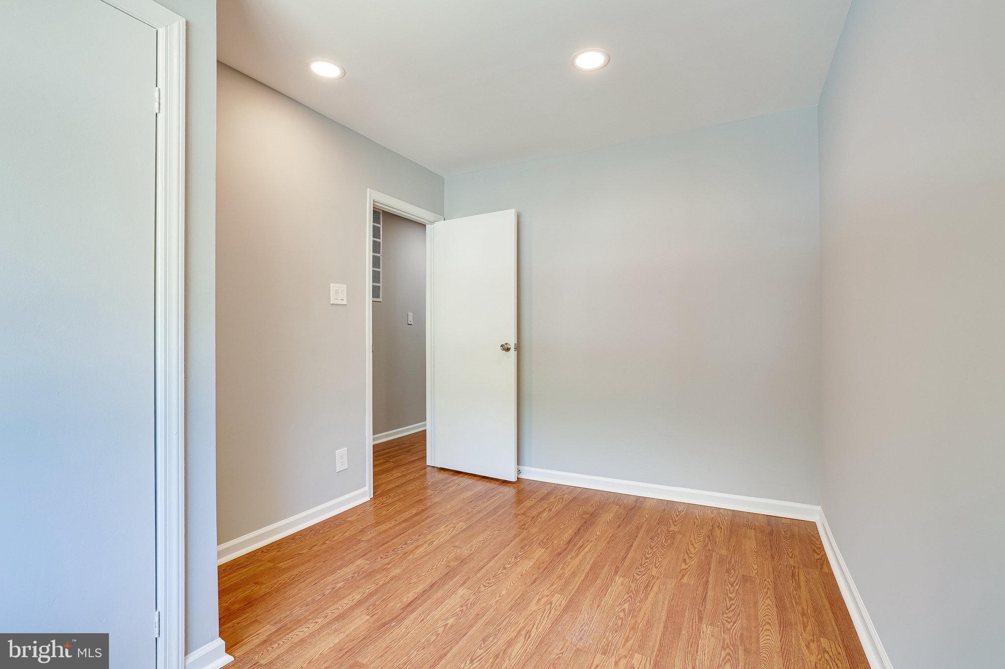 12169 Sanibel Court Reston, VA 20191 - Photo 30 of 35 Gallery Image 30