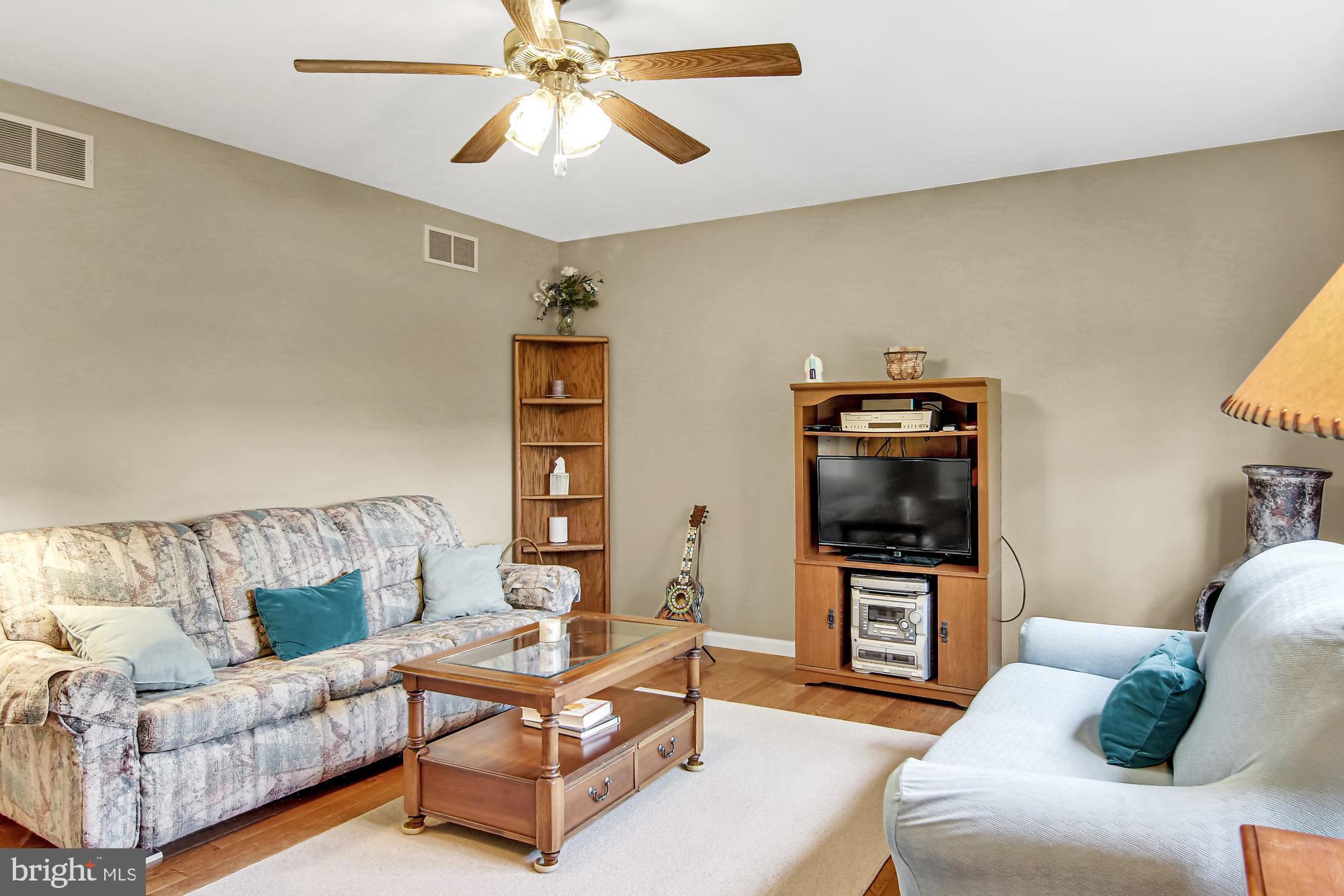8031 Rabbit Lane Harrisburg, PA 17112 - Photo 2 of 27 Gallery Image 2