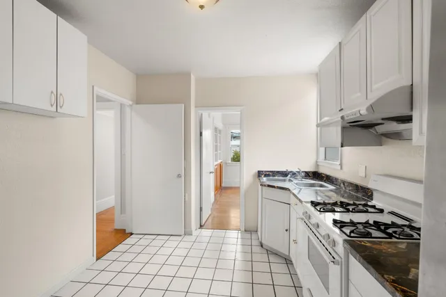 $1,049,000 | 187 Lee Avenue, San Francisco, CA 94112