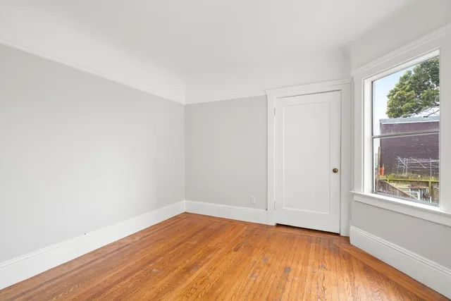 $1,049,000 | 187 Lee Avenue, San Francisco, CA 94112