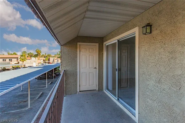 $1,000 | 4980 Indian River Drive, Unit 438, Las Vegas, NV 89103