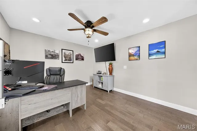 $549,900 | 709 Scarlet Oak Drive, Lake St. Louis, MO 63367