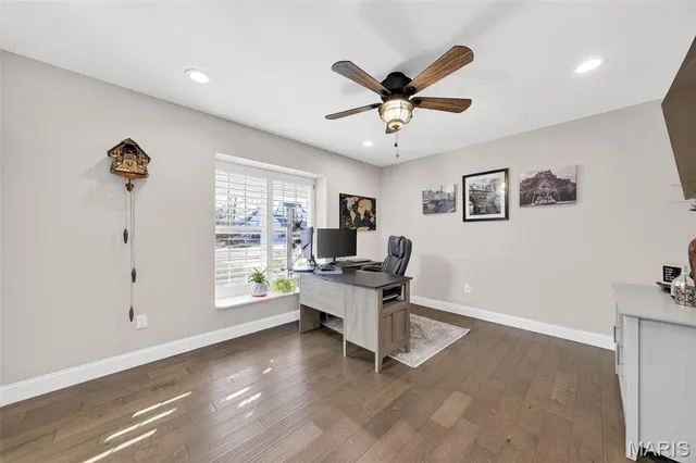 $549,900 | 709 Scarlet Oak Drive, Lake St. Louis, MO 63367