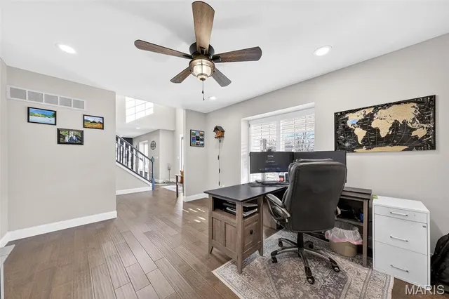 $549,900 | 709 Scarlet Oak Drive, Lake St. Louis, MO 63367