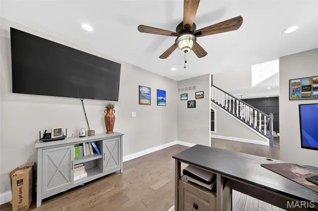 $549,900 | 709 Scarlet Oak Drive, Lake St. Louis, MO 63367