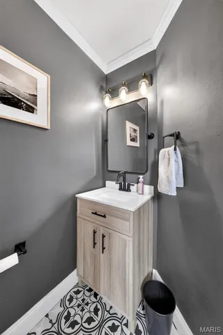 $549,900 | 709 Scarlet Oak Drive, Lake St. Louis, MO 63367