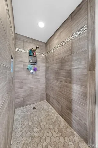 $549,900 | 709 Scarlet Oak Drive, Lake St. Louis, MO 63367