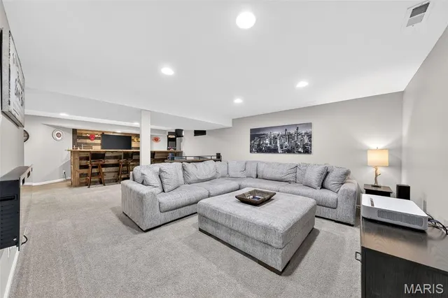 $549,900 | 709 Scarlet Oak Drive, Lake St. Louis, MO 63367