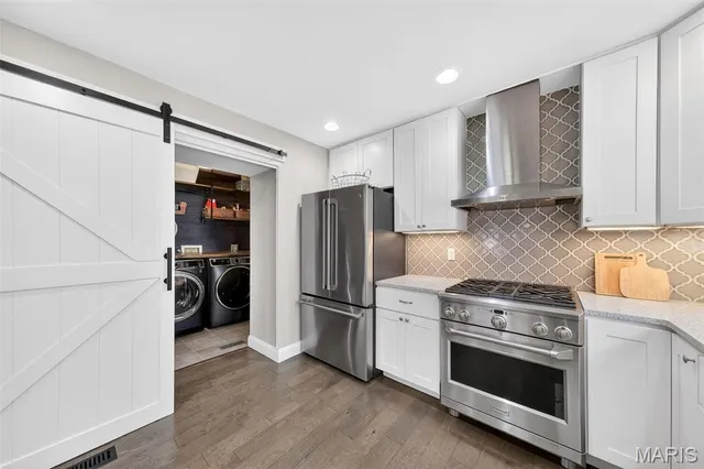 $549,900 | 709 Scarlet Oak Drive, Lake St. Louis, MO 63367