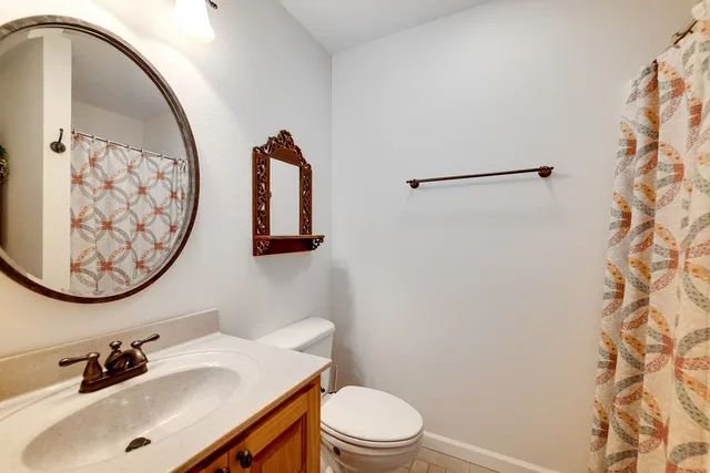 a view of an empty room with wooden frame