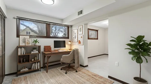 $330,000 | 305 South 13th Street, St. Charles, IL 60174