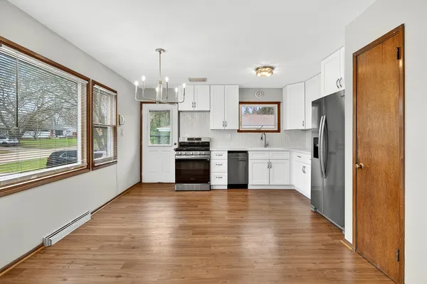 $330,000 | 305 South 13th Street, St. Charles, IL 60174